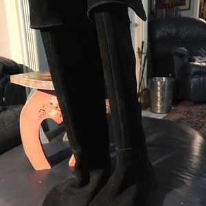 Gianni Bini black suede leather women’s‎ boots
